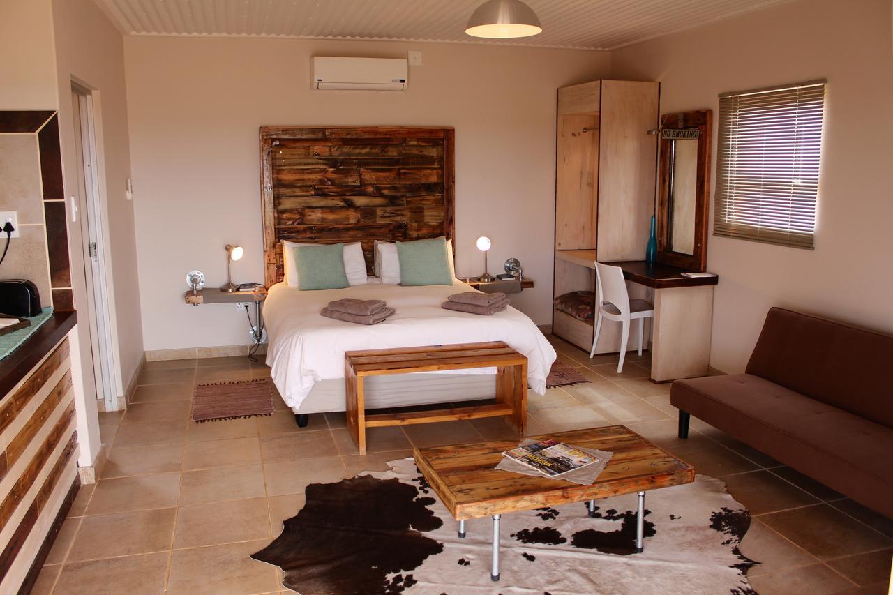 Kgalagadi Lodge Askham Bagian luar foto