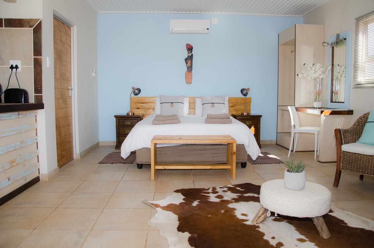 Kgalagadi Lodge Askham Bagian luar foto