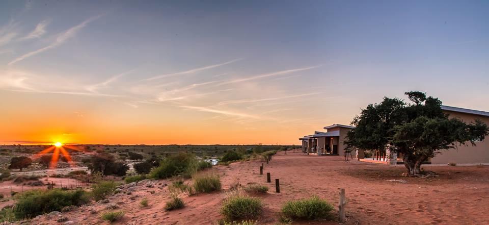 Kgalagadi Lodge Askham Bagian luar foto
