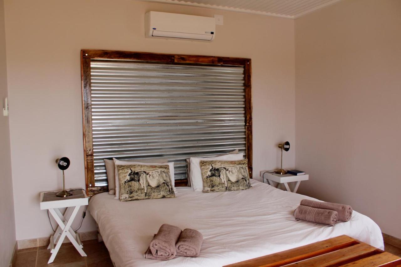 Kgalagadi Lodge Askham Bagian luar foto